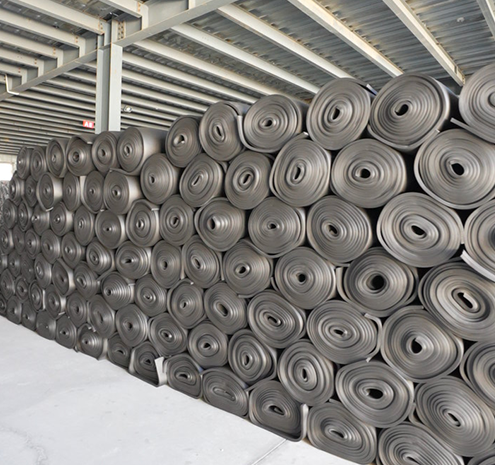 地暖保温板选型指南，抗压隔热标准全解读